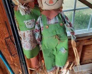 Fall Scarecrow décor