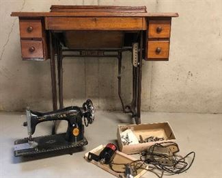 Antique Singer Sewing Machine Cabinet