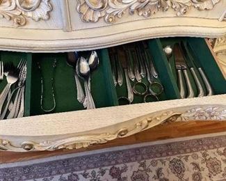 Stainless steel flatware