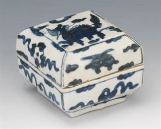 Blue and White Box, Ming Dynasty