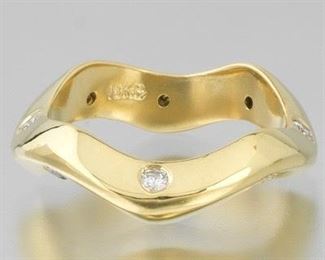 Ladies 18k Gold and Diamond Ring Signed FE 