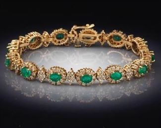 Ladies Gold, Emerald and Diamond Bracelet 