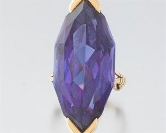 Ladies Modernist Synthetic Color Change Alexandrite Ring 