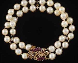 Retro Double Pearl and Gold Clasp Bracelet 