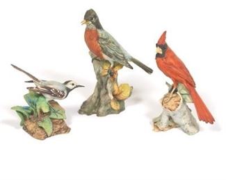Three Giuseppi Tagliariol Porcelain Bird Figurines, Robin, Mottacilla and Cardinal, Tay Collection, Italy