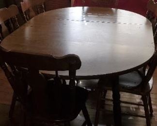 Table/ 6 chairs
