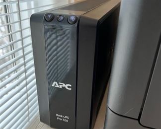 APC Back-Ups Pro 700