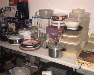 Kitchen items, crockpots, Tupperware