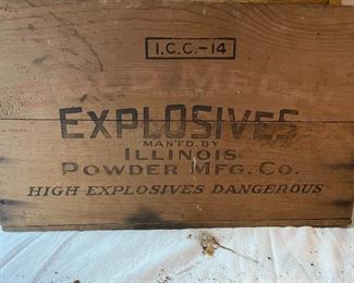 Illinois Powder Mfg. Co. explosives wood crate