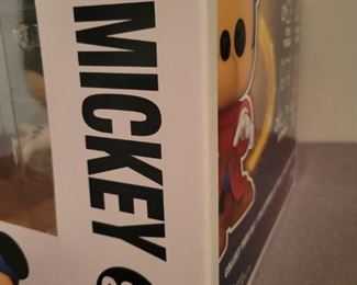 Pop Toys Disneys Fantasia Sorcerer Mickey 993 Vinyl toy New in Box