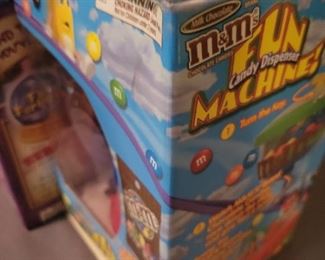 M&M Collectibles 