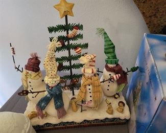 Christmas lot Snowman shoe, Snowflake ornament, and various decor 7 pieces