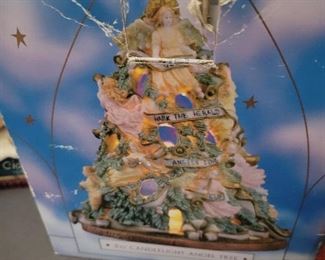 Christmas lot Snowman shoe, Snowflake ornament, and various decor 7 pieces