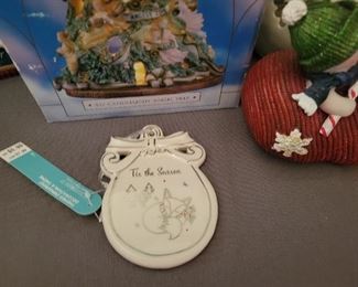 Christmas lot Snowman shoe, Snowflake ornament, and various decor 7 pieces