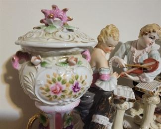 Gorgeous Porcelain Potpourri dish and  figurines 2 pcs, very ornate and complete/unbroken