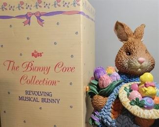 Music boxes lot 6 pc 