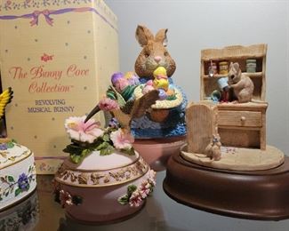 Music boxes lot 6 pc 