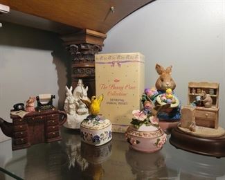 Music boxes lot 6 pc 