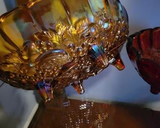 Indiana Amber Carnival glass fruit bowl and Ruby Fruit bowl