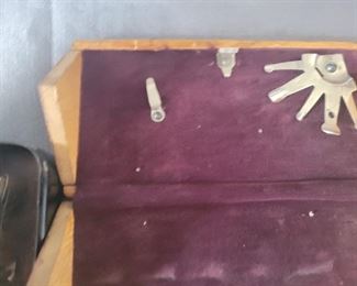 2 sewing boxes with attachments second lot 