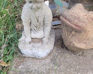 Concrete child statuary and frog plater with wire decor