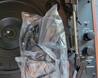 Modern Victrola record player 2018