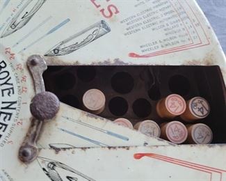 Boye Needle Co Needle  and Shuttle dispenser 