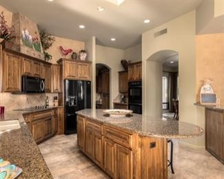 Purchase Online Wed 1/12 @6pm AZ Time and Come to the live sale Friday 1/4 & Saturday 1/15 9am to 2pm. Many items only available at the live sale!