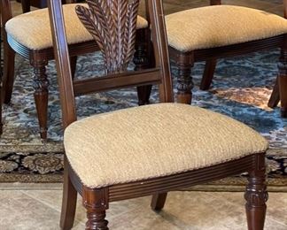 Thomasville Classic Dark Hardwood Dining Room Set Table w/ 6 Chairs Table: 30 x 44 x upholstered Chair: 45 x 27 x 24 Side Chair: 39 x 24 x 22 HxWxD