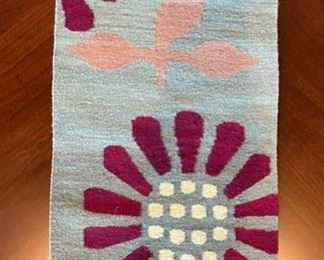 artAndes Long Runner Handmade Peruvian Wool Rug Sunflowers/Leaves 71 x 11.5in