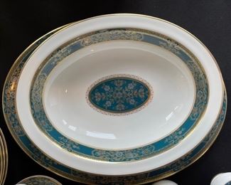 73pc Royal Doulton Carlyle China Set 73pc