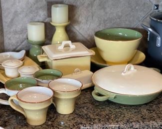 16pc Vietri Italy Yellow/Green China Set Partial 16pc