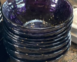 32pc Purple Textured Glass Plates & Bowls 32pc