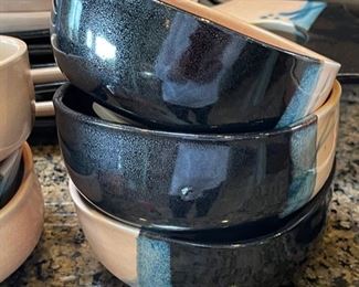 32pc Ojo Sarco Pottery Dish Set Southwest Kathy Riggs and Jake Willson 32pc