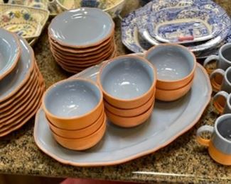 34pc Loneoak & Co Terracotta & Blue dish-ware 34pc