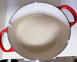 Le Creuset 24 Dutch Oven Red 5.5 x 12.5 x 10in HxWxD