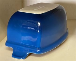 Le Creuset 13.50 Covered Square Stoneware Casserole Dish 8 x 13 x 8in HxWxD