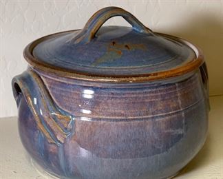 Studio Art Pottery Tureen Parsons 9 x 11 x 10in