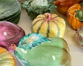 Lot 14pc of Vietri Italian Ceramics Vegetable Jar Plate lot 5in H