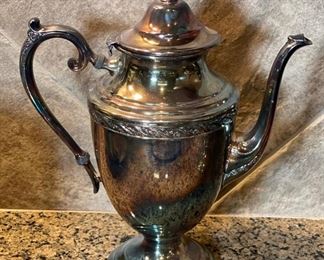 AS-IS 5pc WM Rogers & Son Spring Flower Silverplate Tea Set Largest 11x9 x 4.5in HxWxD