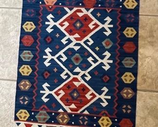 Med Hand Knotted Peruvian rug 39 x 25.5 in