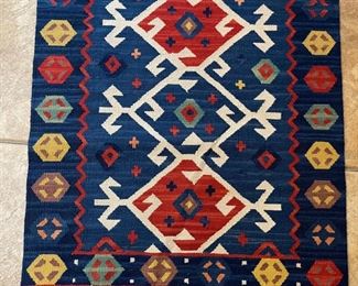 Med Hand Knotted Peruvian rug 39 x 25.5 in
