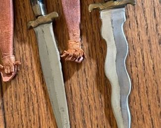 2pc Middle Eastern Serpentine & Straight Blade Daggers 11.5in