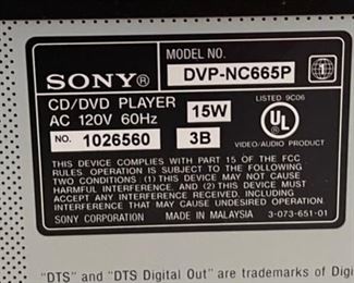 No Remote Sony 5 Disc DVD CD Player DVP-NC665P 4 x 17 x 16 in HxWxD