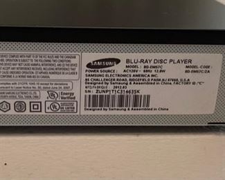 No Remote Samsung Blu-Ray DVD Player BD-EM57C 2 x 14 x 8in HxWxD