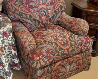 Henredon Folio Collection Chair #1 33x32x36in