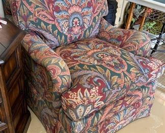 Henredon Chair #2 33x32x36in HxWxD