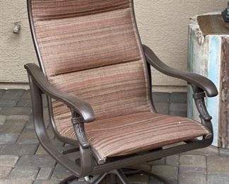 2pc Tropitone Swivel Base Patio Chairs Aluminum 42 x 24 x 26in HxWxD