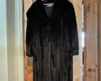 Garfinckels Mink Fur Coal Sz: 16 50in Long