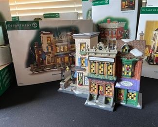 AS-IS Dept. 56 5th Avenue Shoppes Christmas in the City Department #56.59212 in Original Box 8 x 10.5 x 6.5in HxWxD